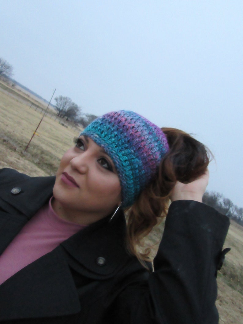 Ponytail Hat Messy Bun Beanie Crochet Beanie Crochet Girl Hats Open Top Beanie Winter Hat For Women Busy Mom Gifts Hats For Women image 2