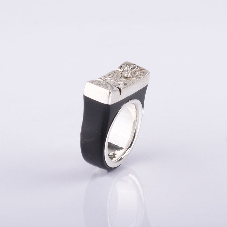 Unisex Ring Wedding Rings Unusual wedding ring Men Wedding Band Sterling silver wedding ring with horn