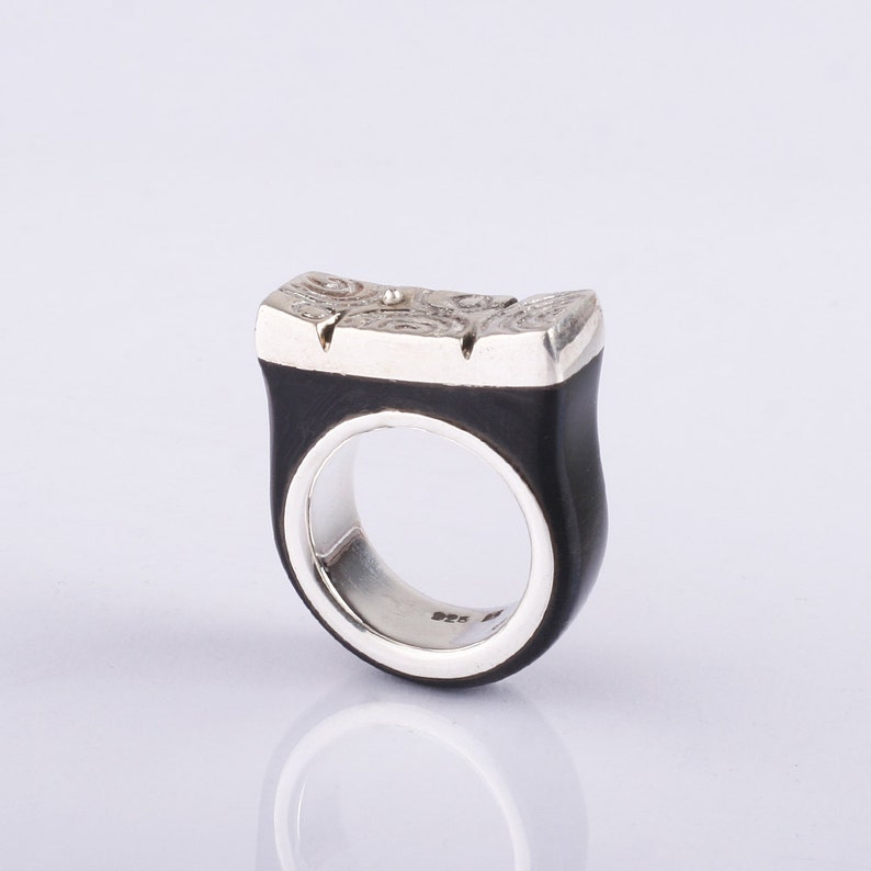Unisex Ring Wedding Rings Unusual wedding ring Men Wedding Band Sterling silver wedding ring with horn