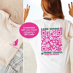 Reiseagent, der benutzerdefiniertes QR-Code-Shirt annonciert, scannbares Zeichen für Reiseratgeber, Blogger & Planer, Reisemarketing-T-Shirt, Geschäftslogo