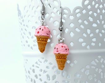 Mini ice cream cone earrings - Cherry chocolate chip