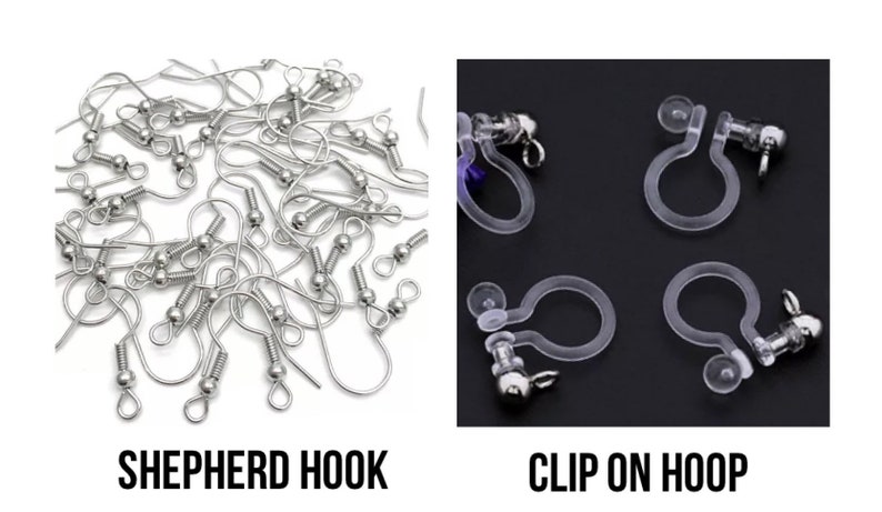 Puede incluir: Primer plano de dos tipos de cierres para pendientes: ganchos de pastor de plata y aros de clip de pl&aacute;stico transparente. SHEPHERD HOOK y CLIP ON HOOP est&aacute;n escritos debajo de cada tipo de cierre.