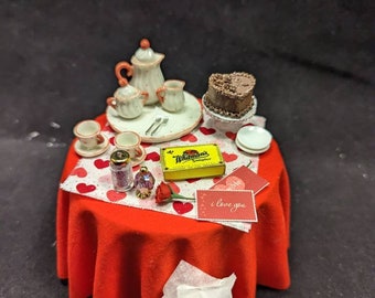 Mini mesa de fiesta de San Valentín - Roja, escala 1/12