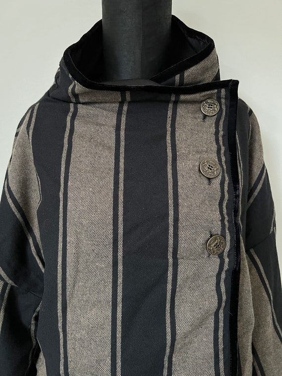 Second hand jacket - image 3