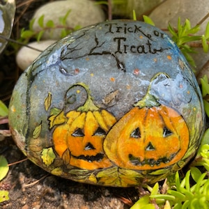 Hand Painted Pumpkin Autumn Halloween Stone