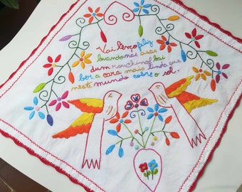 Home Décor-embroidered item-Portuguese traditional Handkerchief-Valentine gift-Home and Living-LOVE GIFT-colourful typical gift-Handmade-