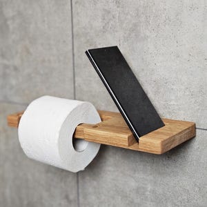 Mensola da bagno in stile rustico con porta carta igienica, arredo bagno in legno rustico, idea per riporre la carta igienica, dispenser di fazzoletti in legno