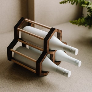 Honeycomb wine holder, Wooden wine rack, Standing wine bottle holder, Birthday gift for dad, Father day gift, Christmas gift for him