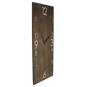 Horloge en bois Horloge murale verticale en bois Horloge murale rustique Horloges murales en bois de ferme moderne Horloge murale silencieuse en bois Horloge murale inhabituelle image 9