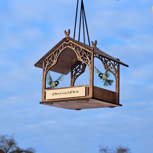 Rustic Bird Feeder with Engraving – Handmade Garden Birdhouse Gift – Outdoor Memorial Feeder for Birdwatchers and Nature Lovers, Custom