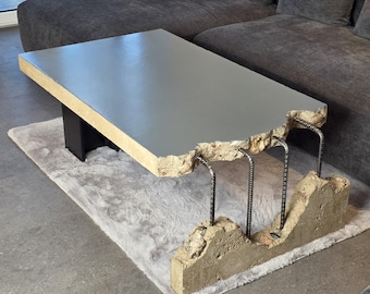 Stolik kawowy z betonu przemysłowego z metalowymi detalami i stalowymi nogami, meble do salonu w stylu brutalistycznym i nowoczesnym