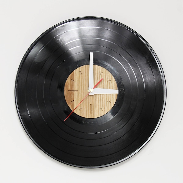 Vinyl record clock Retro clock Wooden wall clock Record clock