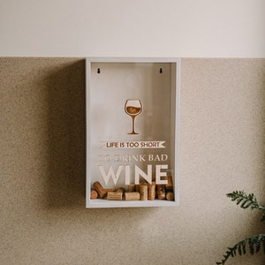 Wine cork holder, Shadow box for wine cork, Cork box wedding gift, Wine lover gift for couple, Housewarming gift, Christmas gift