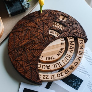 Wooden perpetual calendar 10x10 inches, Large wall calendar, Christmas gift, Birthday gift for mom, Mother day gift, Anniversary gift