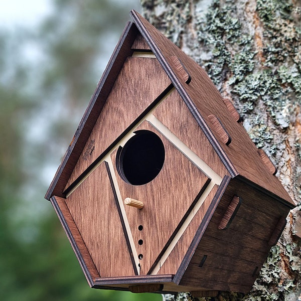 Personalized Bird Houses For Gardens Outdoors Decorations, Memorial Decorative Bird Feeder For Small Birds, Custom Yard Art Bird Lover Gift