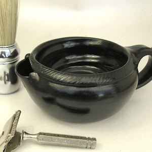 Medium #1 Shaving Scuttle Bowl Black by Steve Woodhead