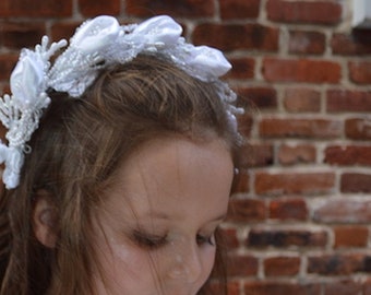 Flower Girl White Satin Flower Sash / First Communion / Satin Flower Headband / SASH / Teardrop Pearls / Wreath /