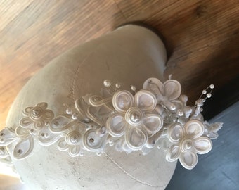 Flower Girl / Pearl Satin Flower Wreath Veil /  Wreath / Pearls / Flowers / Leaves / Headpiece /