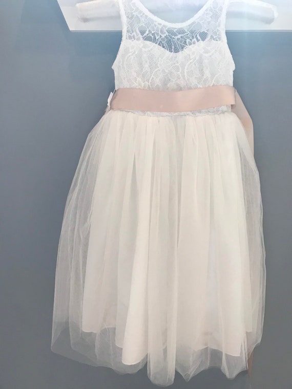 lace and tulle flower girl dress with full skirt