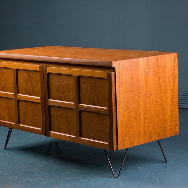Nathan Mid Century Retro Teak Small Sideboard TV Record Cabinet 1970s