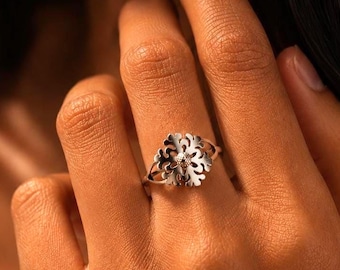 Sterling Silver Snowflake Ring, Adjustable Promise Ring, Birthday Jewelry Gift for Her
