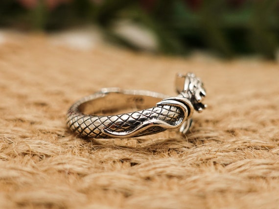 Dragon thumb ring discount