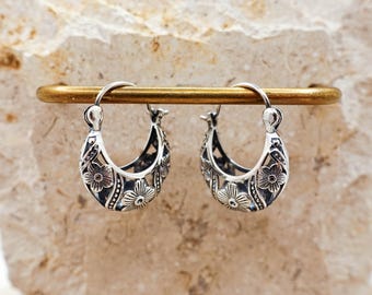 925 Sterling Silver Filigree Hoop Earrings: Engraved Floral Design