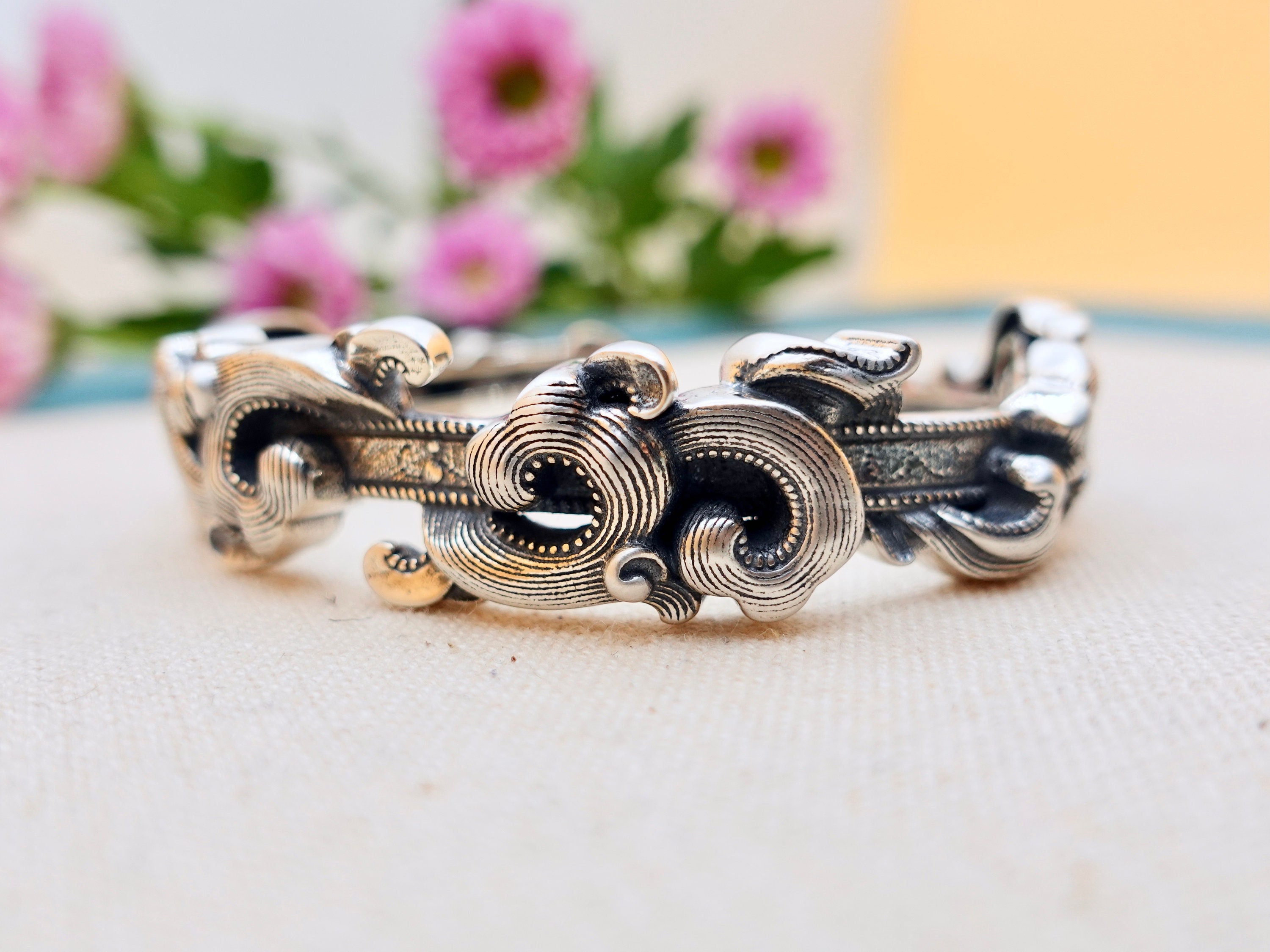 Totem Bracelet - Etsy Totem Bracelet - Etsy
