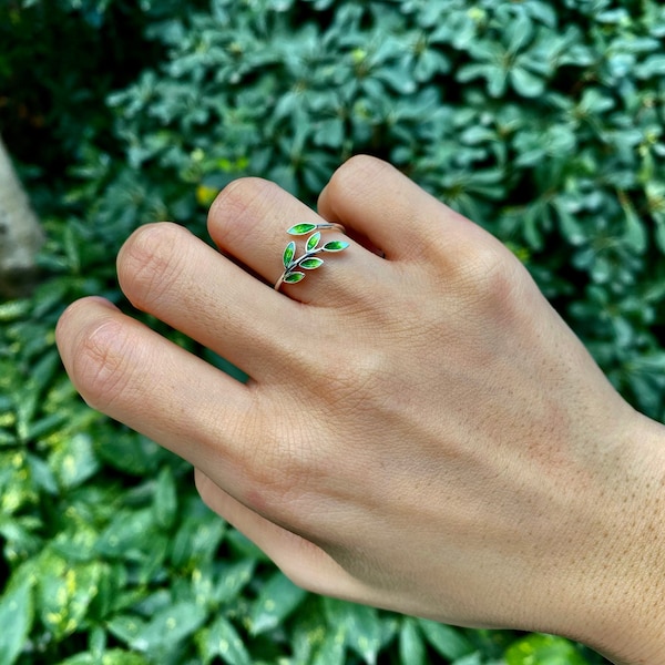 Sterling Silver Leaf Ring, Nature Thin Band Wrap Adjustable ring , Jewelry Gift for Her