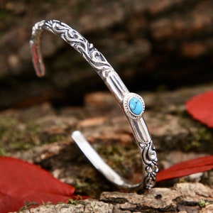 Bracciale rigido in argento sterling turchese per donna, gioielli boho in turchese, bracciale rigido impilabile boho inciso, bracciale rigido in argento con pietre preziose