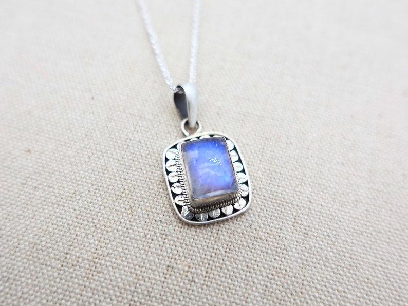 June birthstone necklace for women sterling silver moonstone pendant,June birthstone jewelry June birthday gift for her Moonstone Necklace