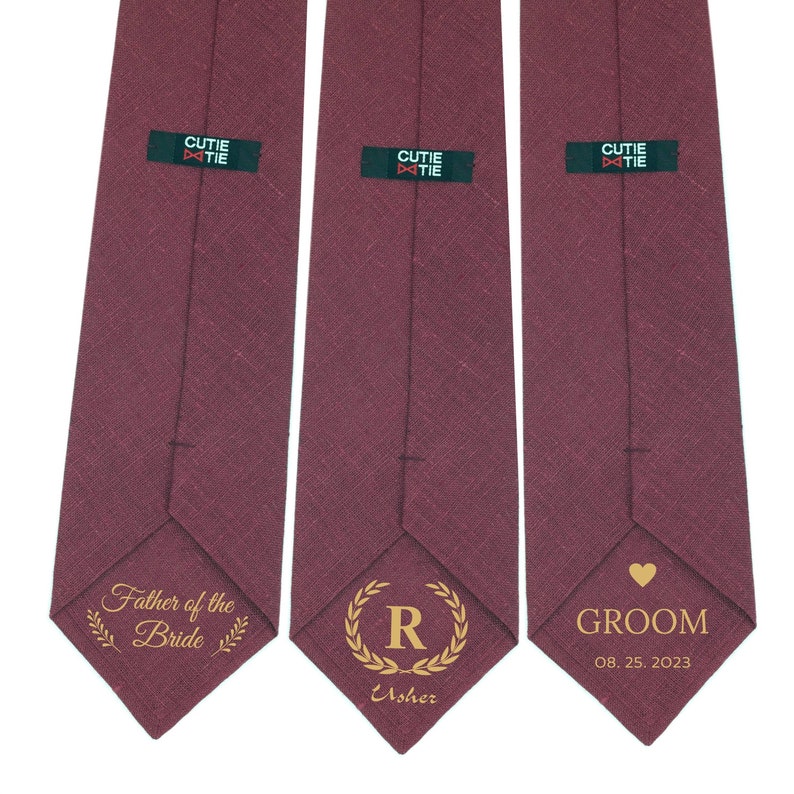Cravatta personalizzata Regalo dello sposo Cravatte personalizzate Cravatta personalizzata per matrimonio bordeaux con iniziali Regali personalizzati Cravatta con scritta Groom. immagine 1
