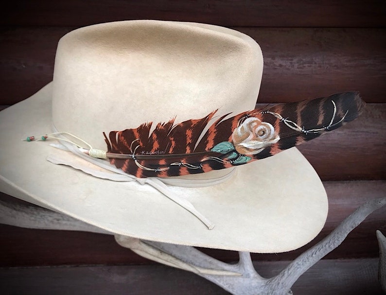 western retro fashion barbwire ecru rose Custom hat feather for women roses rust colored wing feather cowgirl ladies hat accessories
