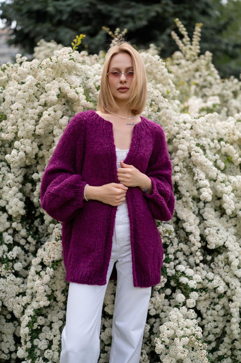 Mohairkofta, vårstickat, överdimensionerad kofta, slow fashion, Damkofta, Fluffig kofta, Stickad kofta, Handstickad kofta bild 2