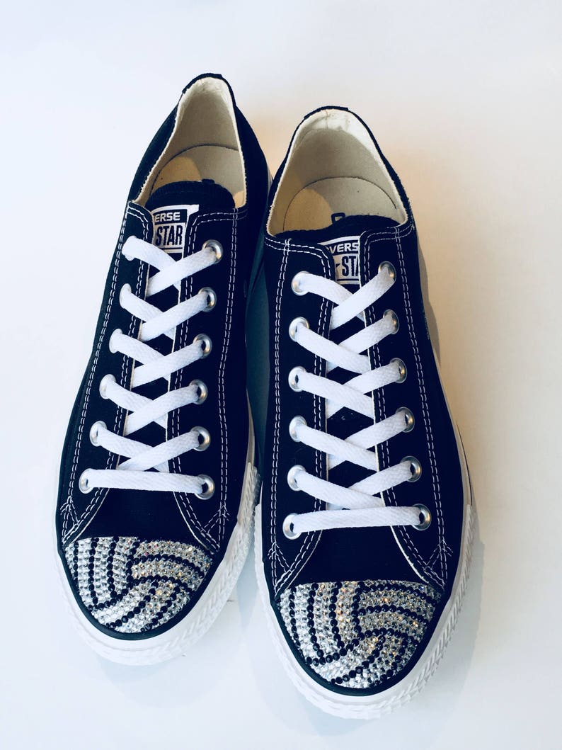 converse volleyball shoes