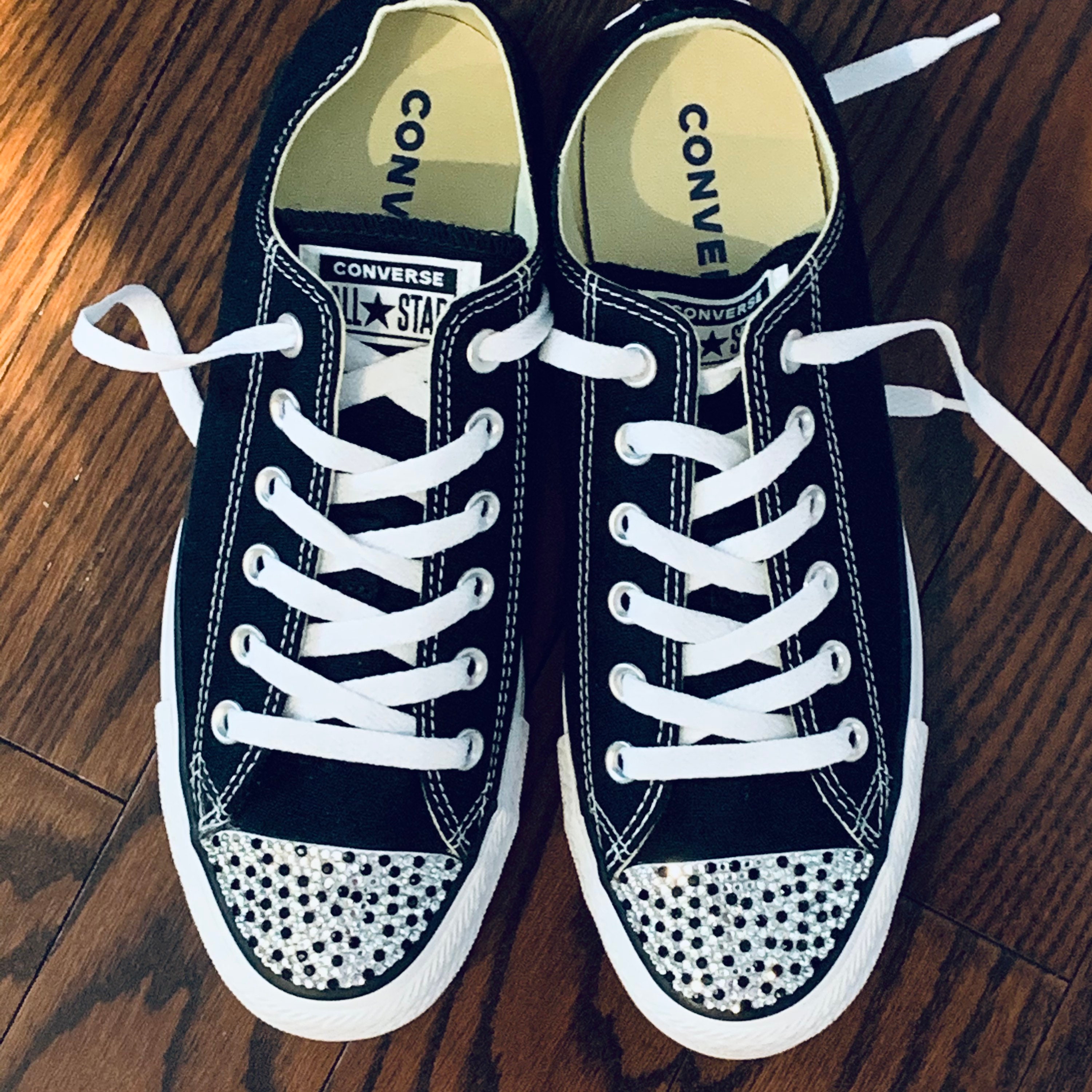 Scarpe simili alle clearance converse