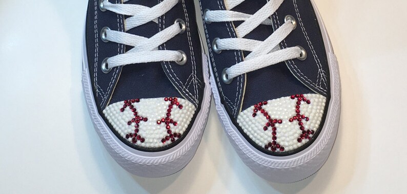 converse baseball shoes