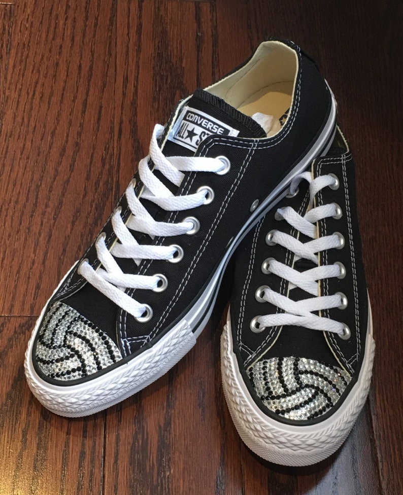 converse volleyball shoes