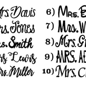 Puede incluir: Una lista de nombres escritos en letra cursiva. Los nombres est&aacute;n numerados del 1 al 10. Los nombres son: Sra. Davis, Sra. Jones, Sra. Smith, Sra. Lewis, Sra. Miller, Sra. BAKER, Sra. Wilson, Sra. Green, Sra. ADAMS, Sra. Clark.