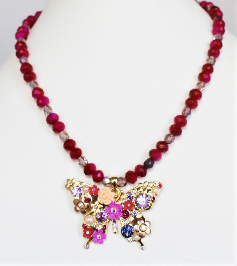 Hot Pink Beaded Necklace with Butterfly Brooch Pin image 1