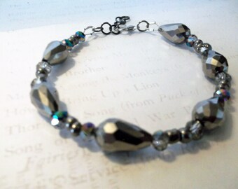 Zilveren armband met kristallen kralen