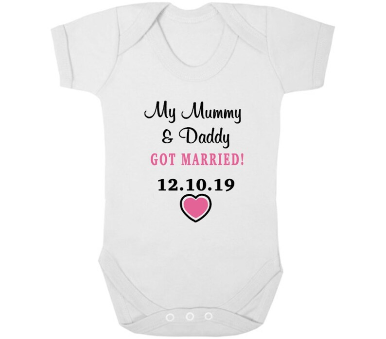 Personalised with Wedding Date Wedding Flower Girl My MUMMY /& DADDY GOT Married Page Boy BodysuitBaby GrowVestRomperSleep Suit