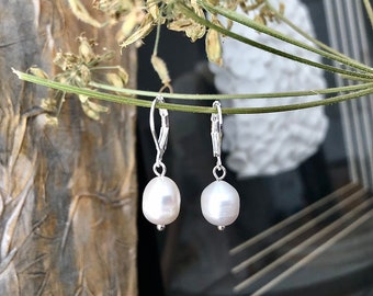 Pearl earrings, real Pearl earrings,
