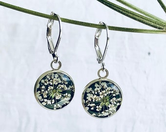 queen annes lace earrrings, earrings, 925 Sterling Silver, dried flowers, real flowers, green flowers