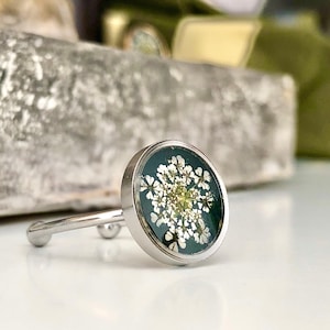 Real flower ring, Queen Annes lace, stainless steel ring, adjustable Ring, Ring Silver image 1