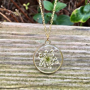 Queen Annes Lace necklace, real flower necklace, white flower pendant, Sterling Silver necklace, Dried flower Pendant image 3