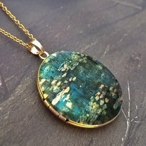 Locket necklace, locket necklace gold, Water Lilies Claude Monet, Water Lilies, locket necklace, monet, monet jewelry image 5