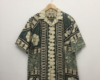 Vintage Hilo Hattie Hawaiian Aloha Shirt - Size Large