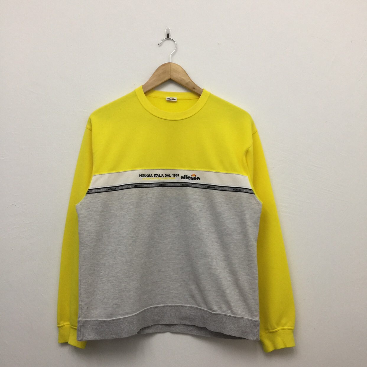 yellow ellesse jumper
