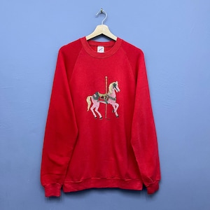 Vintage trui met ronde hals en carrouselpaardprint uit 1987, retro jaren 80 trui met paardensportprint, maat M.